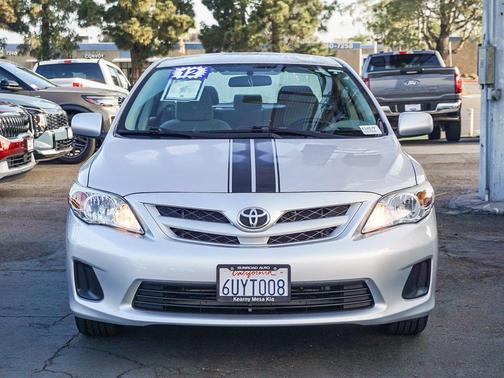 Classic Silver Metallic 2012 Toyota Corolla LE