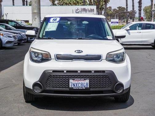 2016 Kia Soul Base