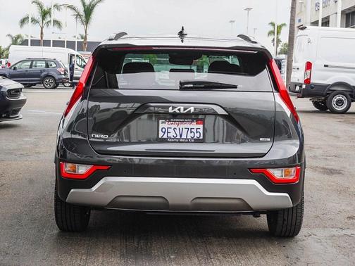 2023 Kia Niro EX