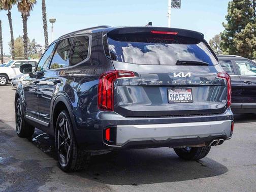 Gravity Gray 2023 Kia Telluride S