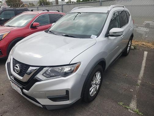 Brilliant Silver 2017 Nissan Rogue SV