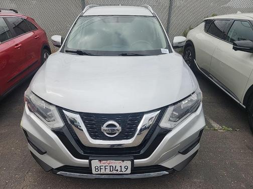 Brilliant Silver 2017 Nissan Rogue SV