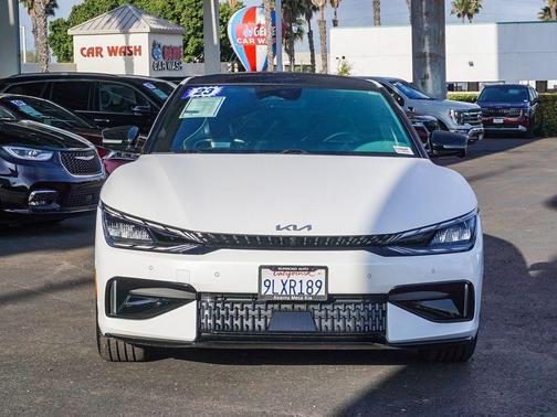 Snow White Pearl 2023 Kia EV6 GT