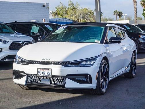 Snow White Pearl 2023 Kia EV6 GT