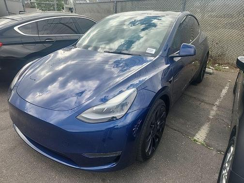 Blue 2022 Tesla Model Y Performance