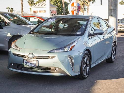 2022 Toyota Prius XLE