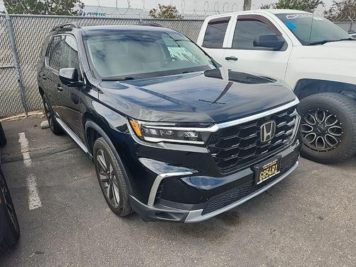Black 2023 Honda Pilot Elite