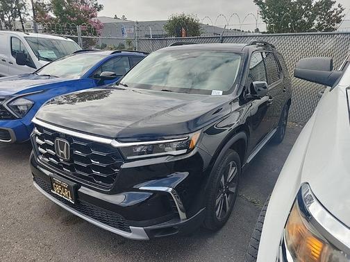 Black 2023 Honda Pilot Elite
