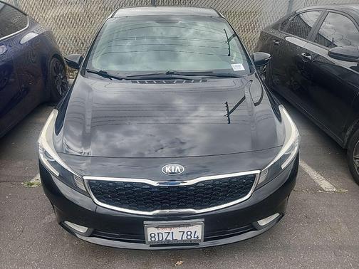 Aurora Black Pearl 2018 Kia Forte EX