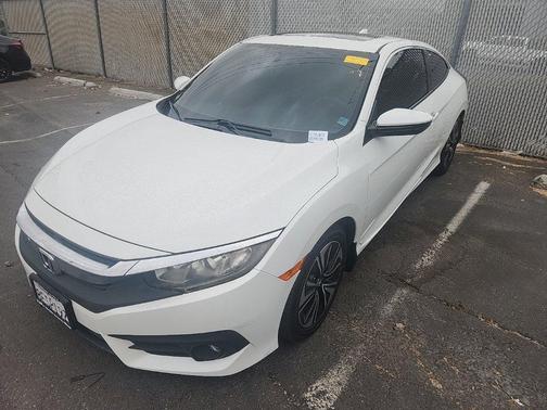 White 2017 Honda Civic EX-T