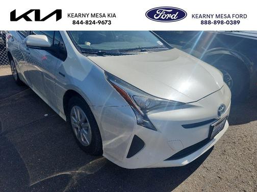 Blizzard Pearl 2016 Toyota Prius Two