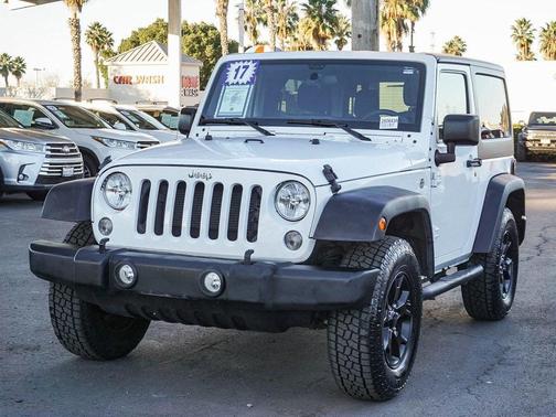 2017 Jeep Wrangler Sport