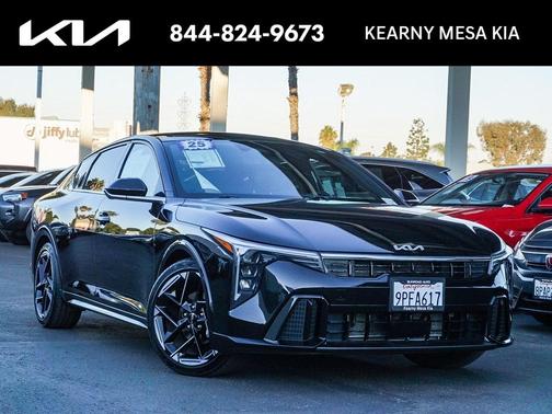 2025 Kia K4 GT-Line