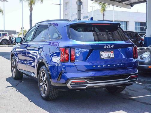 Sapphire Blue 2022 Kia Sorento S