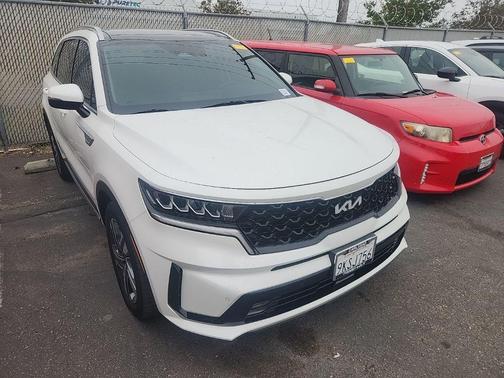 Snow White Pearl 2024 Kia Sorento Hybrid EX