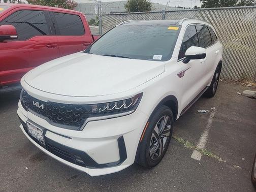 Snow White Pearl 2024 Kia Sorento Hybrid EX