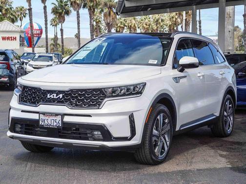 Snow White Pearl 2024 Kia Sorento Hybrid EX