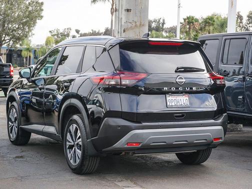 Black 2023 Nissan Rogue SV