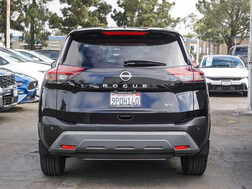 Black 2023 Nissan Rogue SV