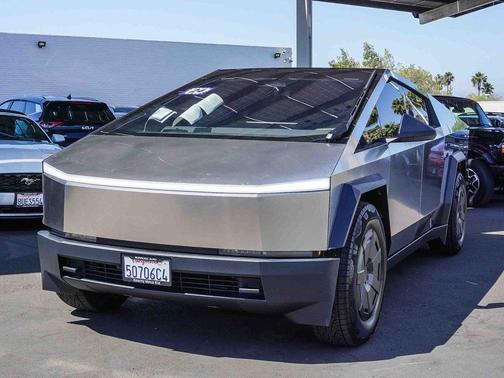 2024 Tesla Cybertruck Base