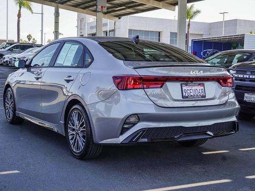 2023 Kia Forte GT-Line