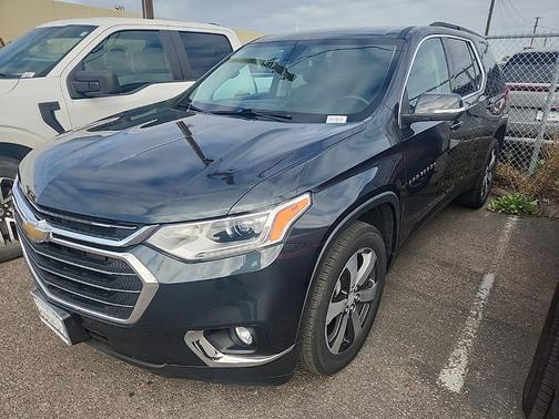 2021 Chevrolet Traverse LT Leather