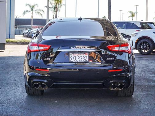 Black 2018 Maserati Ghibli S Q4 GranSport