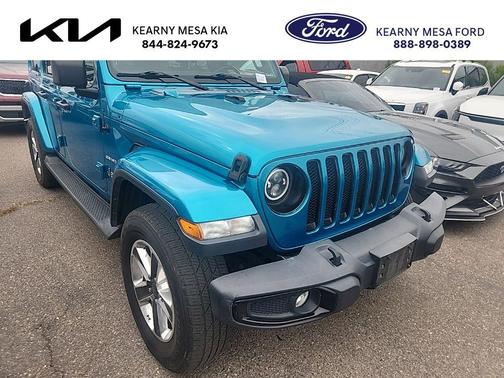 Bikini Pearlcoat 2020 Jeep Wrangler Unlimited Sahara