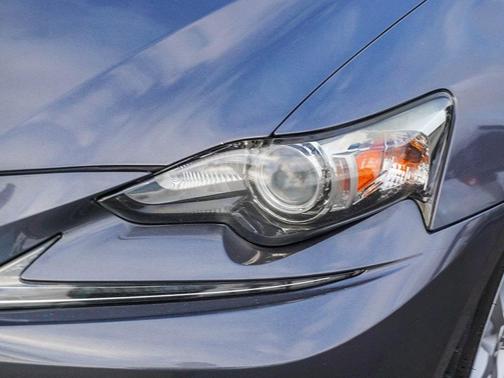 2016 Lexus IS 200t Base