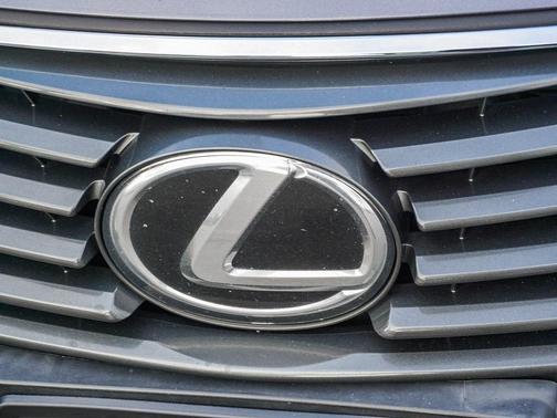 2016 Lexus IS 200t Base