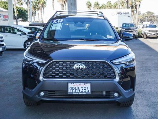2024 Toyota Corolla Cross XLE