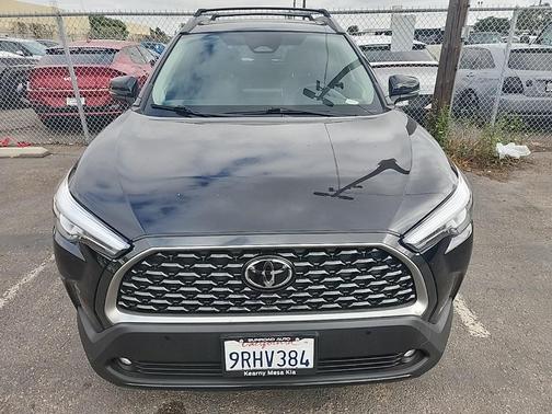 2024 Toyota Corolla Cross XLE