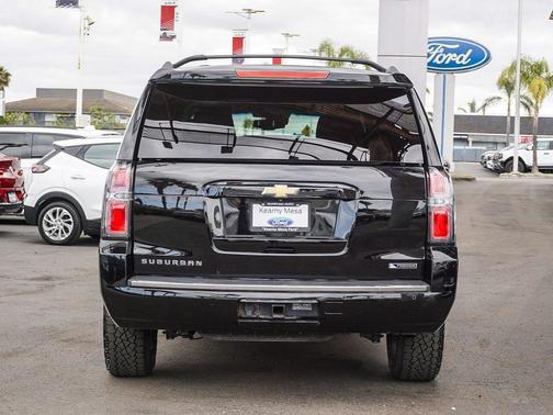 Black 2018 Chevrolet Suburban Premier
