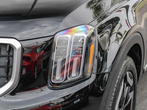 Ebony Black 2024 Kia Telluride EX