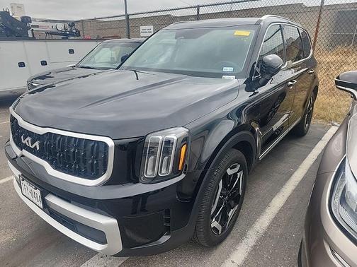 Ebony Black 2024 Kia Telluride EX