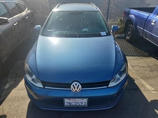 2015 Volkswagen Golf SportWagen S