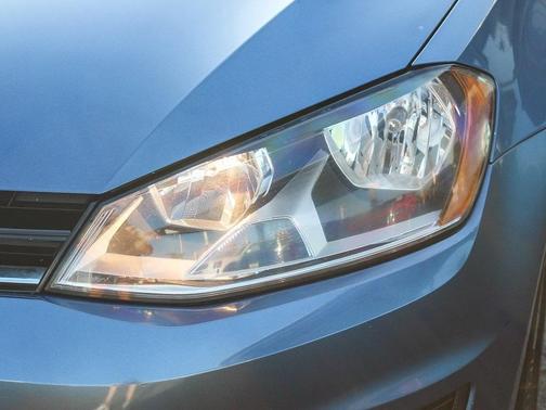 2015 Volkswagen Golf SportWagen S