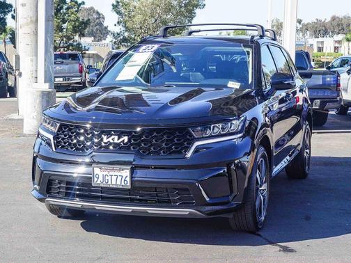 Ebony Black 2023 Kia Sorento S