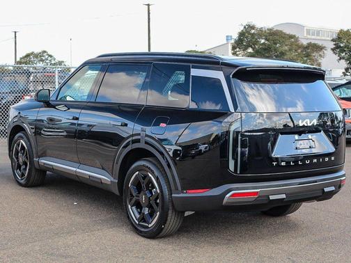 2027 Kia Telluride EX