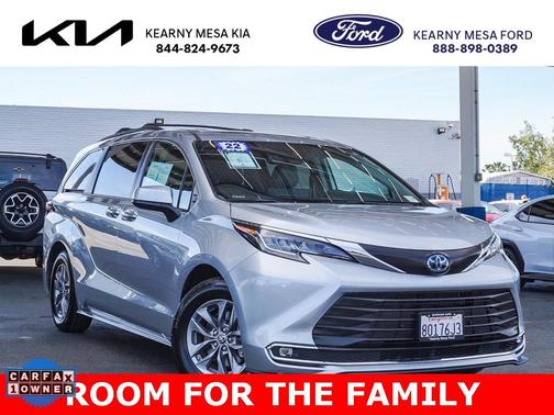 2022 Toyota Sienna XLE
