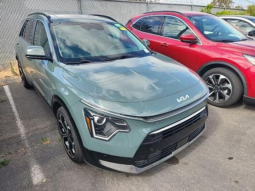 Green 2024 Kia Niro EX Touring