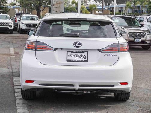 Starfire Pearl 2013 Lexus CT 200h Base
