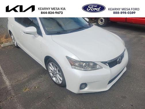 Starfire Pearl 2013 Lexus CT 200h Base