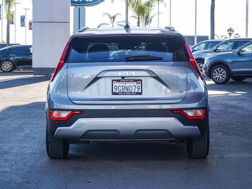 2023 Kia Niro EX