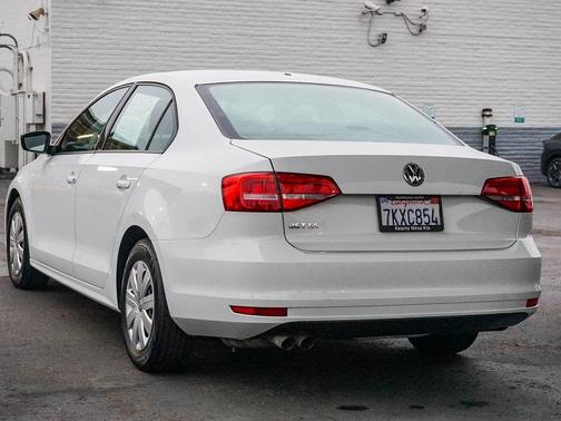 2015 Volkswagen Jetta 2.0L S