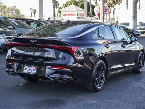 2025 Kia K5 LXS