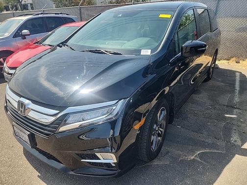 Black 2018 Honda Odyssey Touring