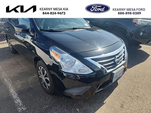 Super Black Metallic 2019 Nissan Versa 1.6 SV
