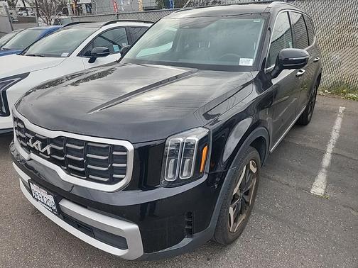 2023 Kia Telluride S