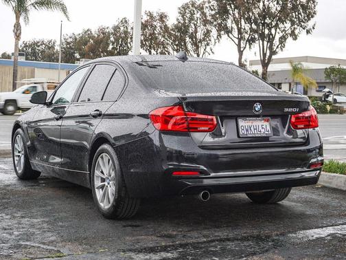 2018 BMW 320 i
